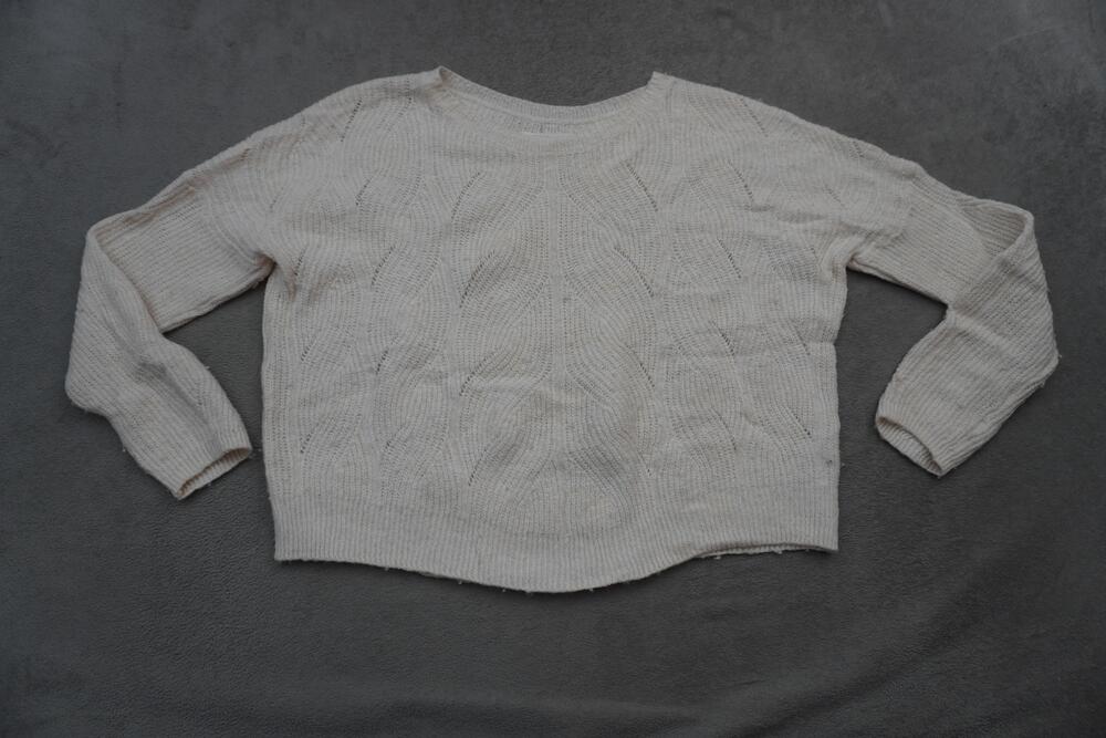Anthropologie Cropped Cable Knit Sweater Cream Boat Neck Sz Medium Wave Stitch